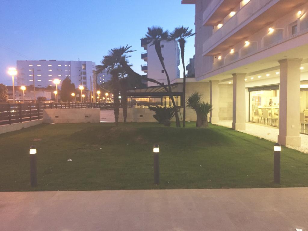 卢克索酒店